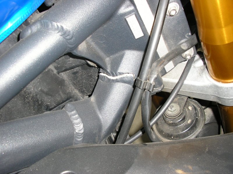 triumph675dytonaframegebroken.jpg